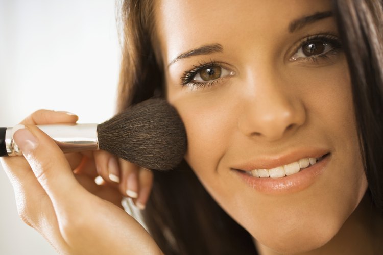 No es aconsejable un exceso de maquillaje.