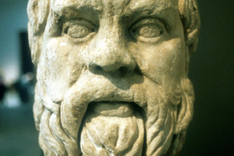 Sócrates creía en contrastes eternos en el alma con el existencialismo.