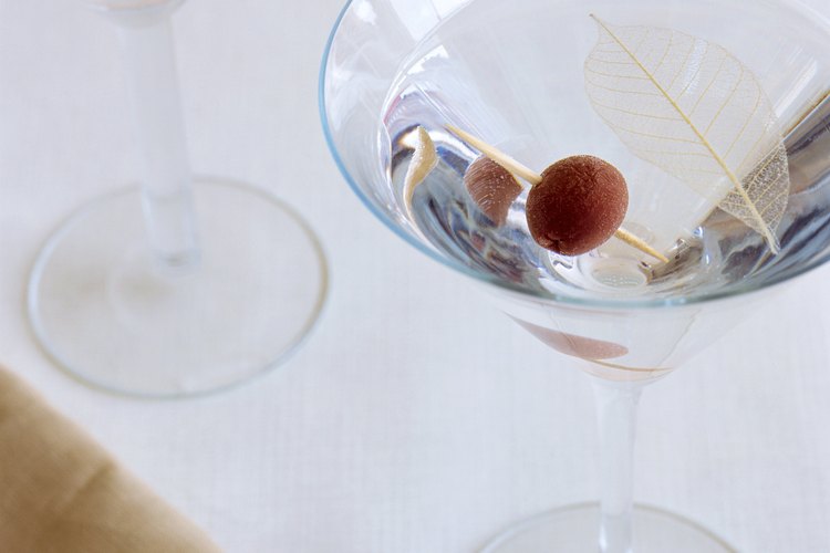 Prepara tragos con vodka de pera.