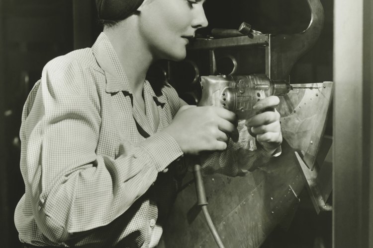 Las mujeres iban a trabajar durante la Segunda Guerra Mundial.