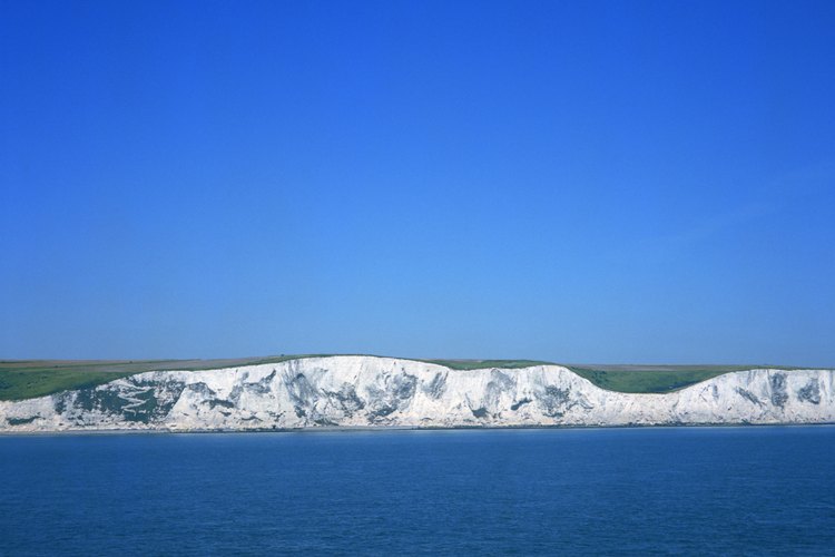 Los acantilados de Dover, en Inglaterra, están hechos de tiza, un tipo de piedra caliza.