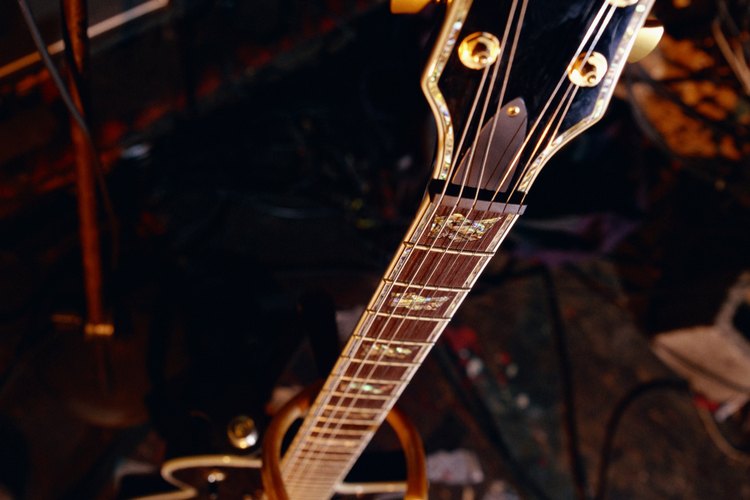 Los patrocinios pueden ser pequeños o grandes, depende de la popularidad del músico.