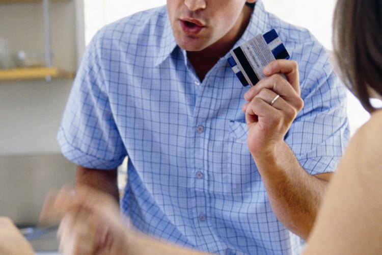 Comunicarte con tu pareja dominante te ayuda a compartir tus preocupaciones.