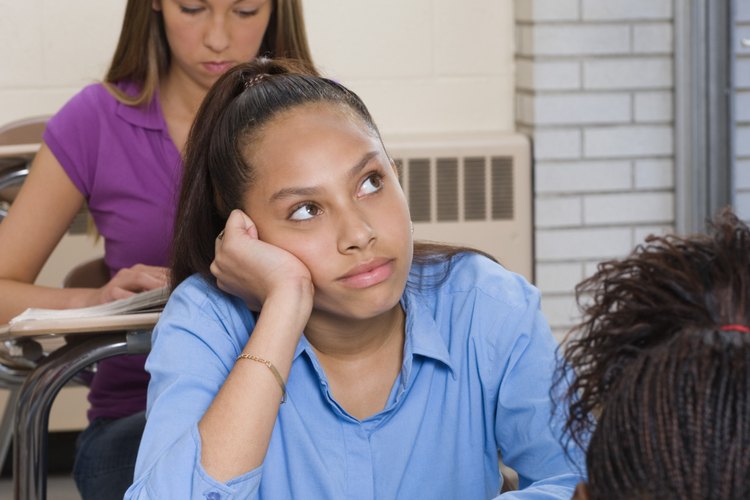 Si la clase no es un reto, un adolescente dotado puede aburrirse.