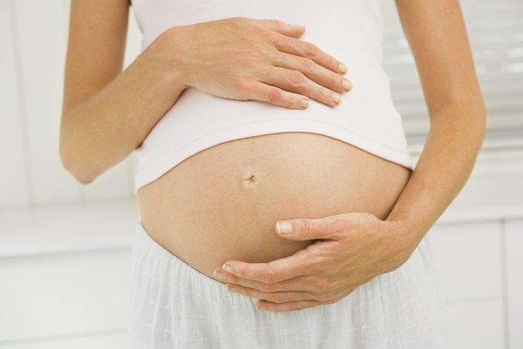 Escucha a tu cuerpo para encontrar las señales de que tu bebé estará aquí pronto.