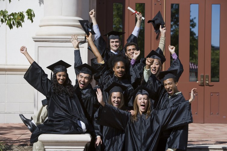 Los graduandos merecen una celebración de sus logros.