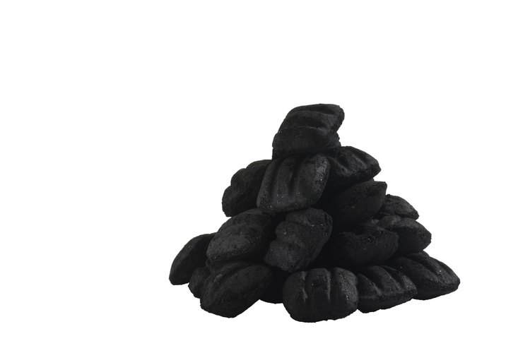 Las cenizas del carbón quemado a menudo se utilizan como fertilizante.