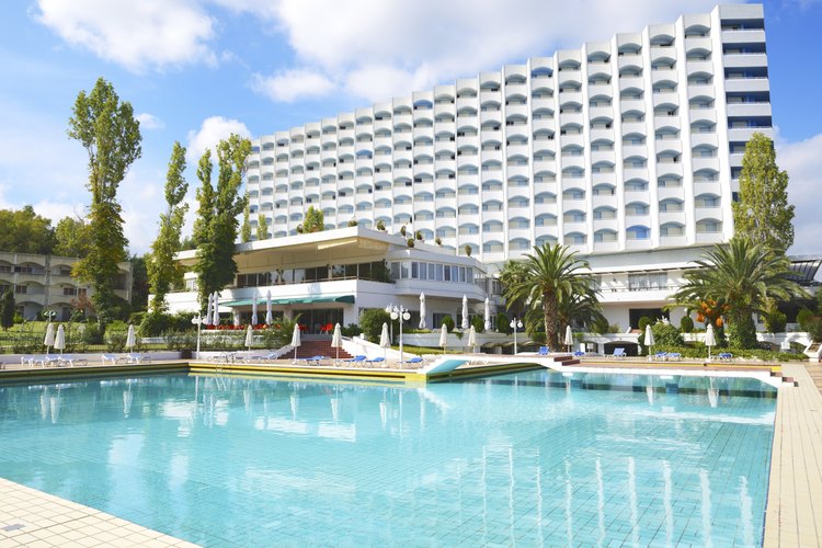 La industria hotelera sigue siendo fuerte en la actualidad.