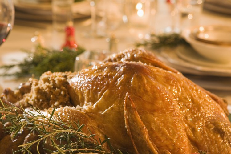 El pavo al horno es una comida festiva tradicional.