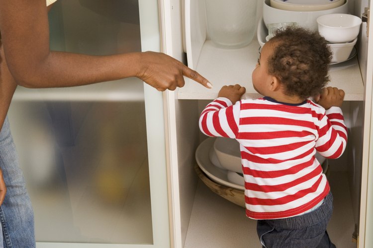 Los niños no van a sobrevivir o prosperar sin límites, explica AskDr.Sears.com.