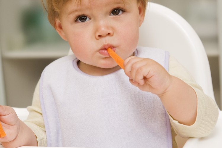 Los límites apropiados para la edad son importantes para el niño en desarrollo. Cuando hay demasiadas reglas a tener en cuenta, los niños pequeños pueden frustrarse y exteriorizarse.