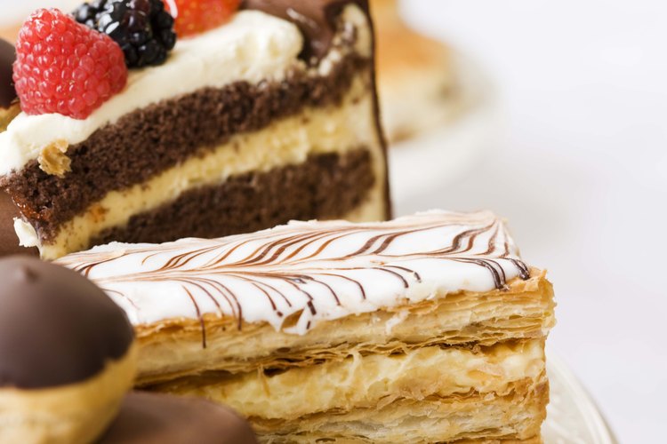 El nombre francés del Napoleón es "Mille-Feuille" que quiere decir "mil hojas".