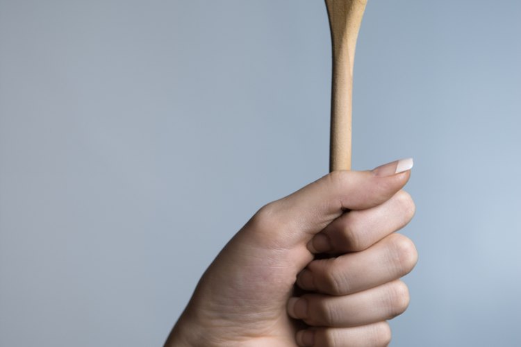 Los utensilios de madera juegan muchos roles en la cocina.