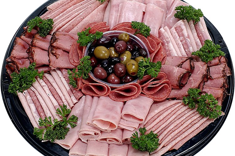 Las carnes frías pueden tener un alto contenido de sodio.