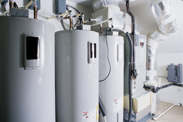 Es un calentador de agua eléctrico con un tamaño para una familia de cuatro.