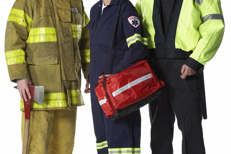 El código de ética de los bomberos proporciona directrices, establece la uniformidad y fomenta un sentido de comunidad dentro de las organizaciones de lucha contra el fuego.