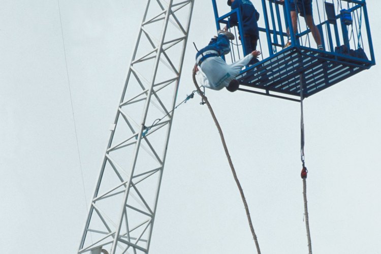 Florida tiene pocos lugares que ofrecen saltos en bungee para principiantes.