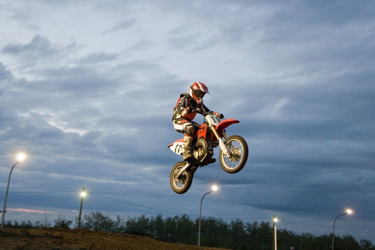 Los profesionales de motocross pueden ganar mucho si son exitosos.