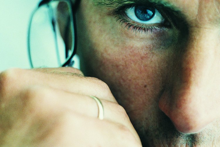 Elige anteojos adecuados a tu tipo de rostro.
