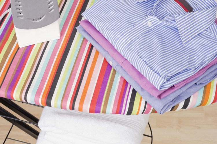 El almidón ayuda a que los cuellos y puños de las camisas de vestir mantengan su forma.
