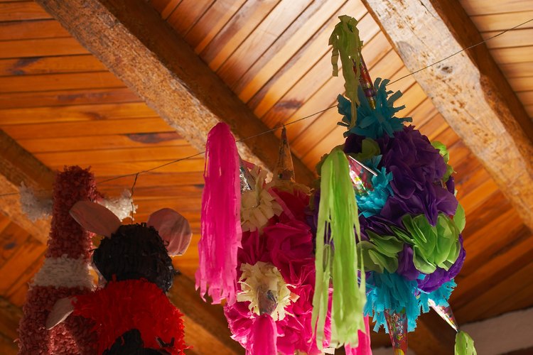 Las piñatas son excelentes para amenizar tu fiesta.