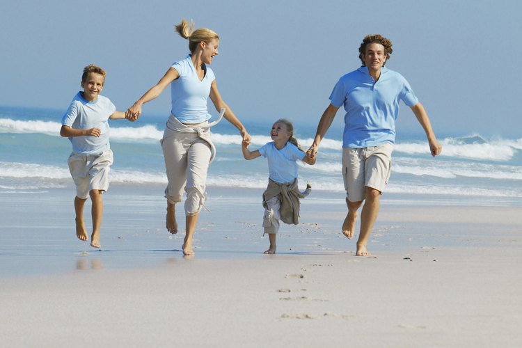 Familia en la playa.
