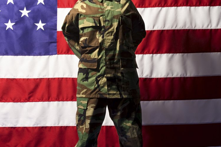 En la actualidad, hay muchos residentes extranjeros que están sirviendo en las Fuerzas Armadas de los Estados Unidos.