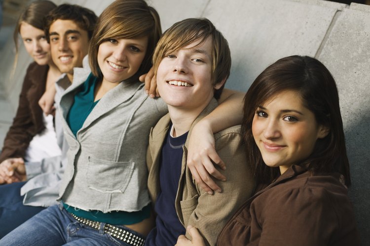 Ayuda a tu adolescente a elegir amigos de calidad sobre cantidad.