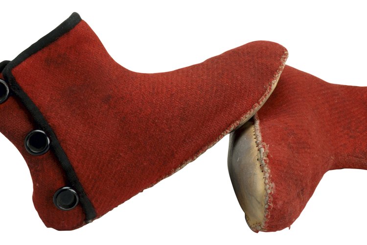 Hacer un patrón para las botas de fieltro es simple.