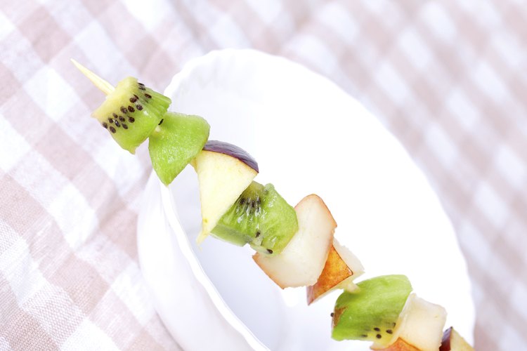 Brocheta de fruta.