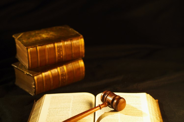 La ley protege los derechos de autor.