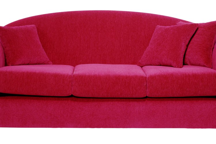 Sofá rojo.