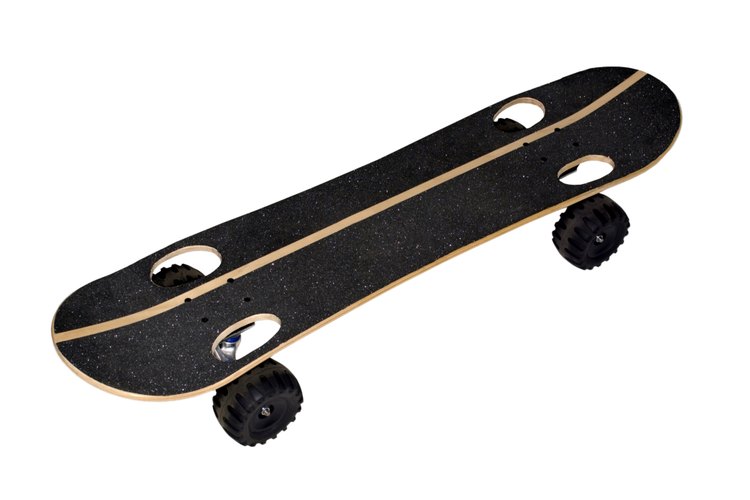Utiliza una patineta vieja para crear tus Heelys.