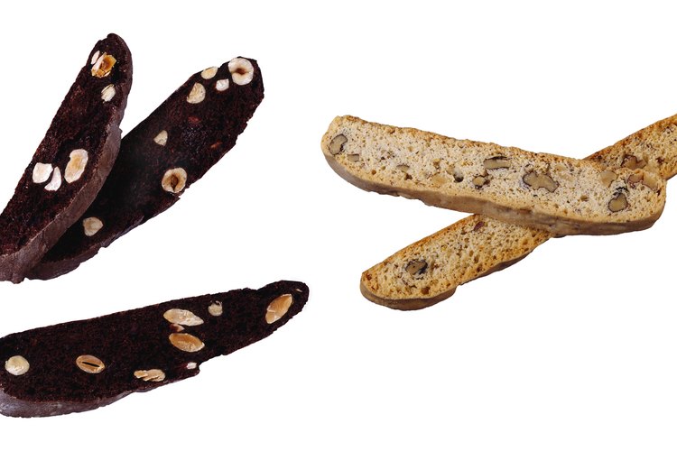 Sirve biscotti en tu siguiente fiesta de prueba de vinos.