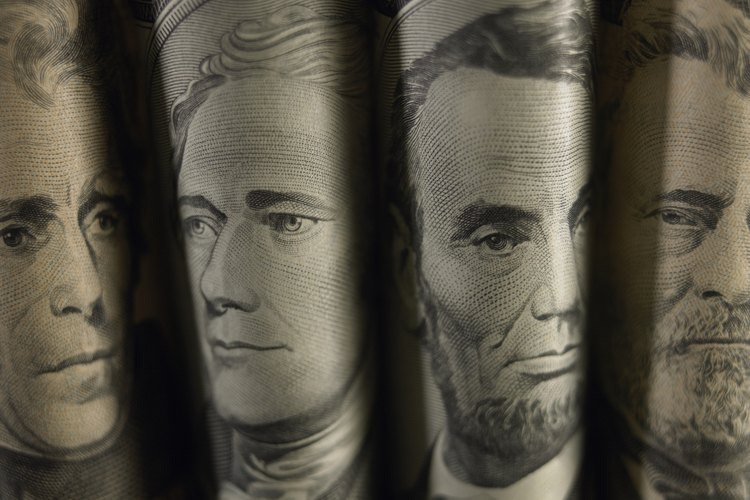 Mayores tasas de interés impulsan un incremento en el valor del dólar.