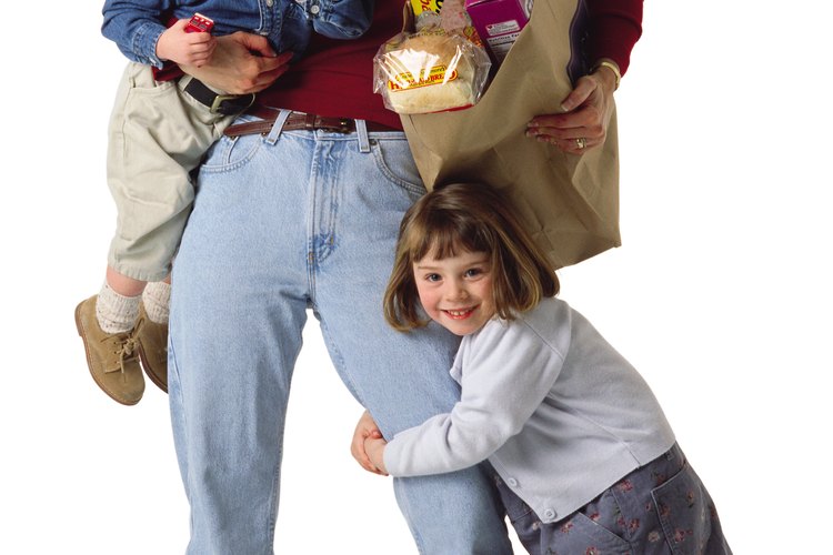 Las emociones fuertes pueden causar que tu hijo se sienta frustrado, enojado o inseguro.