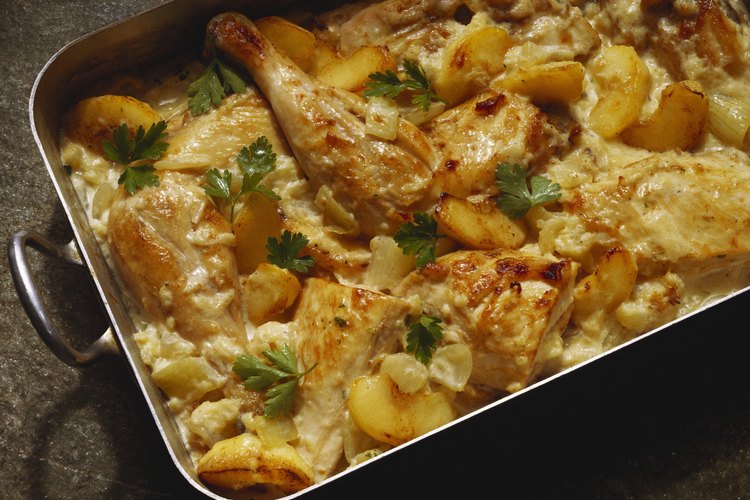 Prepara un pollo a la parisién fácil y rico.