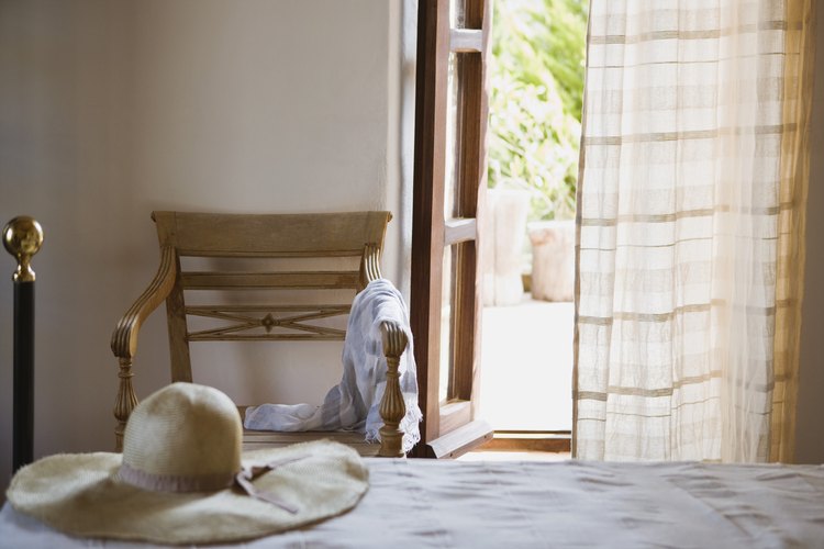 La manera en que se acomoda una habitación puede cambiar totalmente su apariencia.