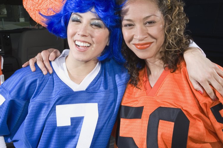 Las tinturas para el cabello de colores atrevidos pueden ayudar a demostrar lealtad a tu equipo en el estadio.