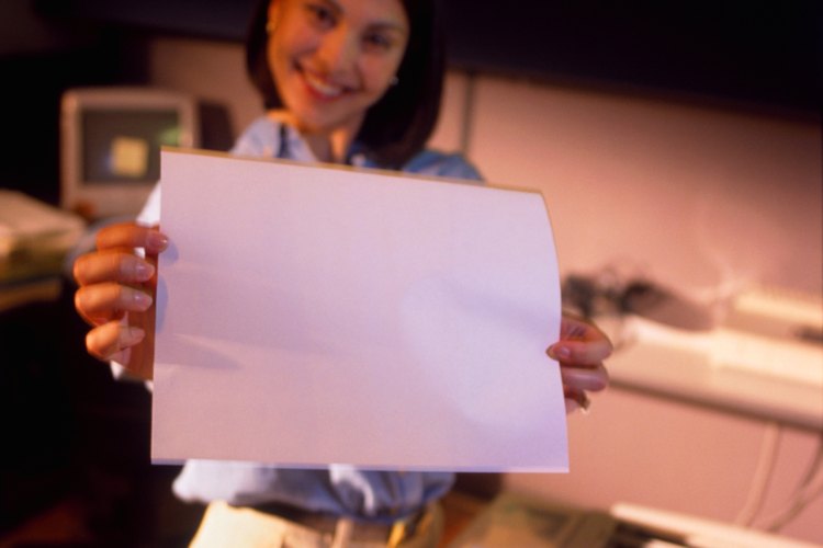 Las fotocopiadoras ayudan a producir rápida y convenientemente copias de documentos.