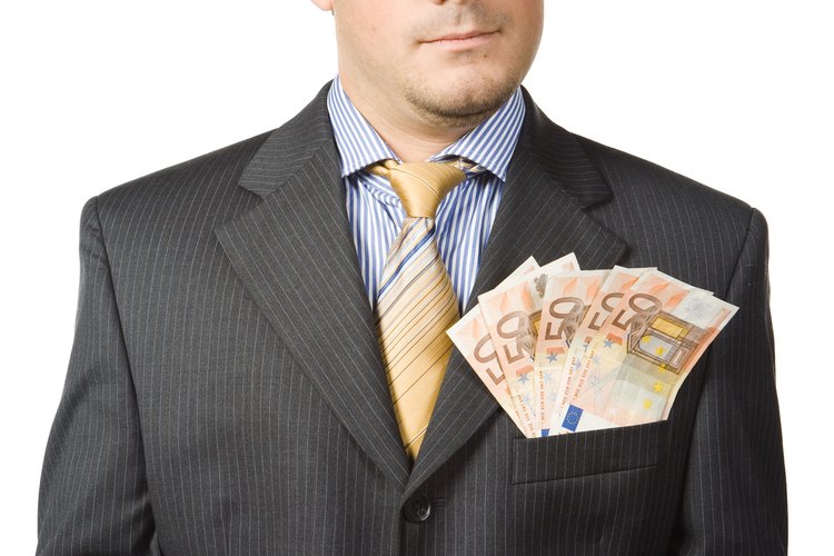 Si sientes que fuiste engañado o estafado para darle a alguien dinero, puedes tener una causa de acción por fraude.