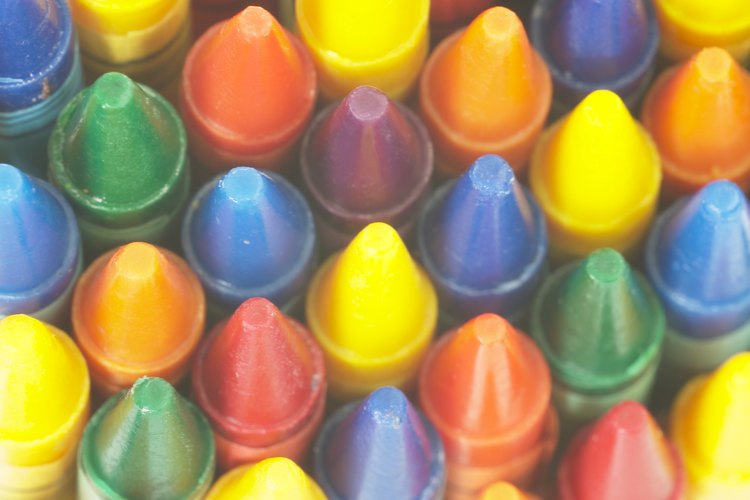 La caja de crayones de tu hijo puede ser tu fuente de inspiración de moda.