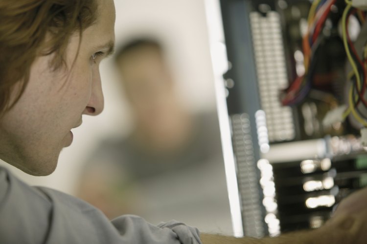 Las personas capacitadas en hardware son cruciales para Microsoft