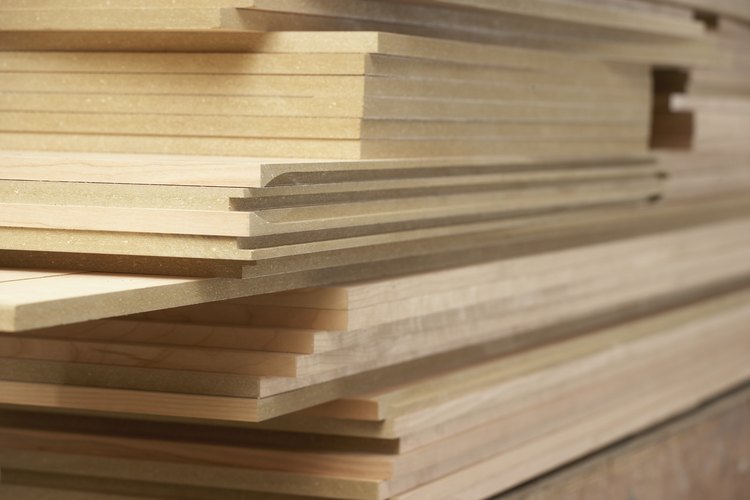 ¿Qué madera es más dura: caoba, castaño o cedro?