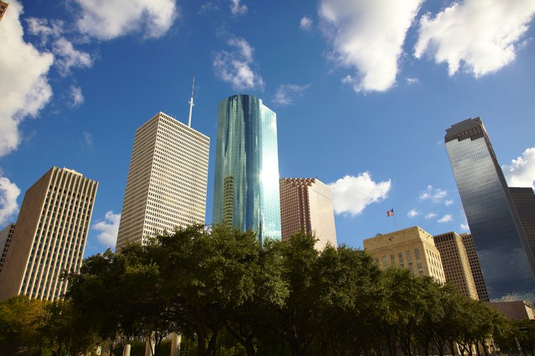 Realiza actividades deportivas en Houston.