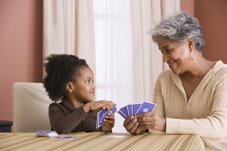Según la ley, los abuelos son tratados como cualquier persona que no sea un padre biológico.