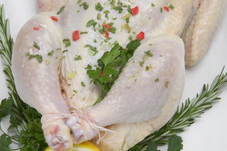 Especias para el pavo crudo.