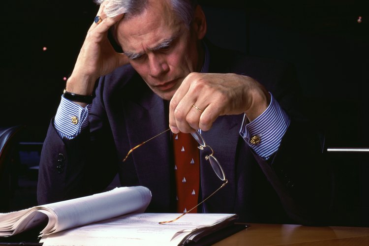 Muchos economistas titulados con un máster buscan carreras en los negocios.