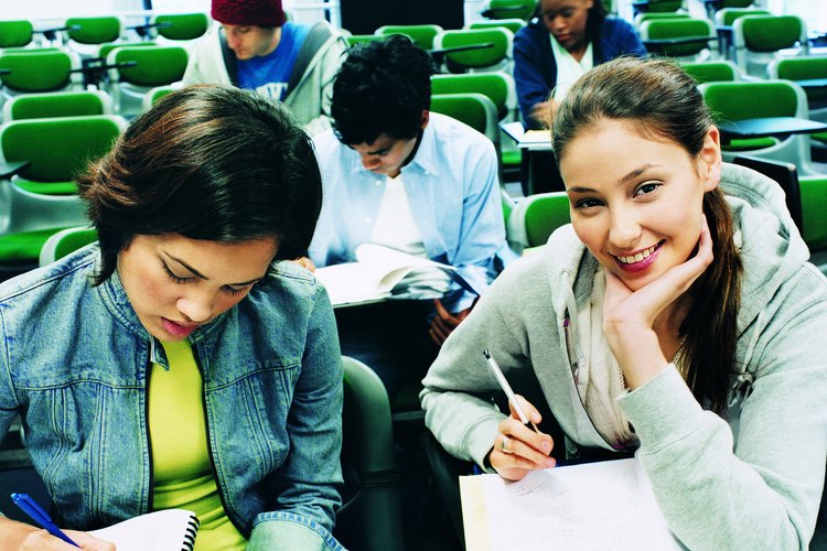 Habla con los estudiantes acerca de una situación traumática, como un accidente.