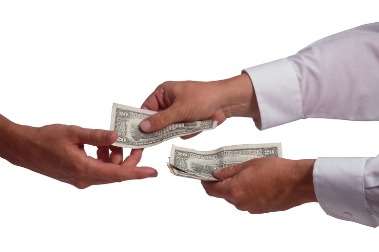 El salario promedio para asistentes de profesor de cualquier nivel fue de US$24.880 para el 2010.